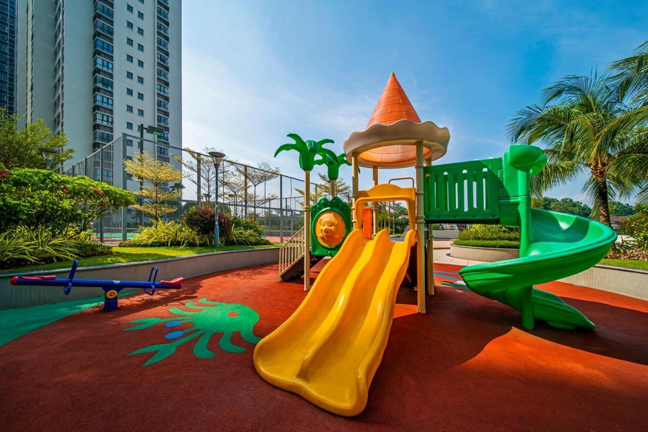 Scenic Country Garden Danga Bay By Lions Bay Apartment Johor Bahru Exterior photo